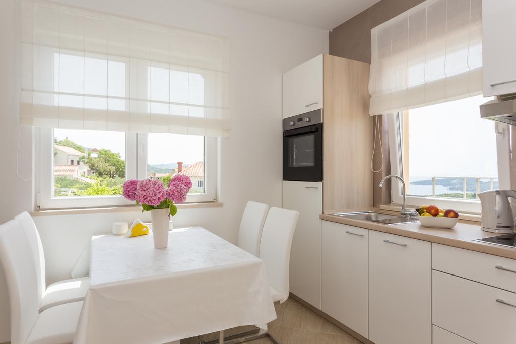Apartment & Room Ladisic Orasac Exterior photo