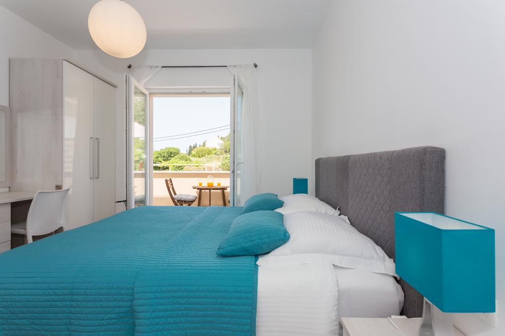 Apartment & Room Ladisic Orasac Exterior photo