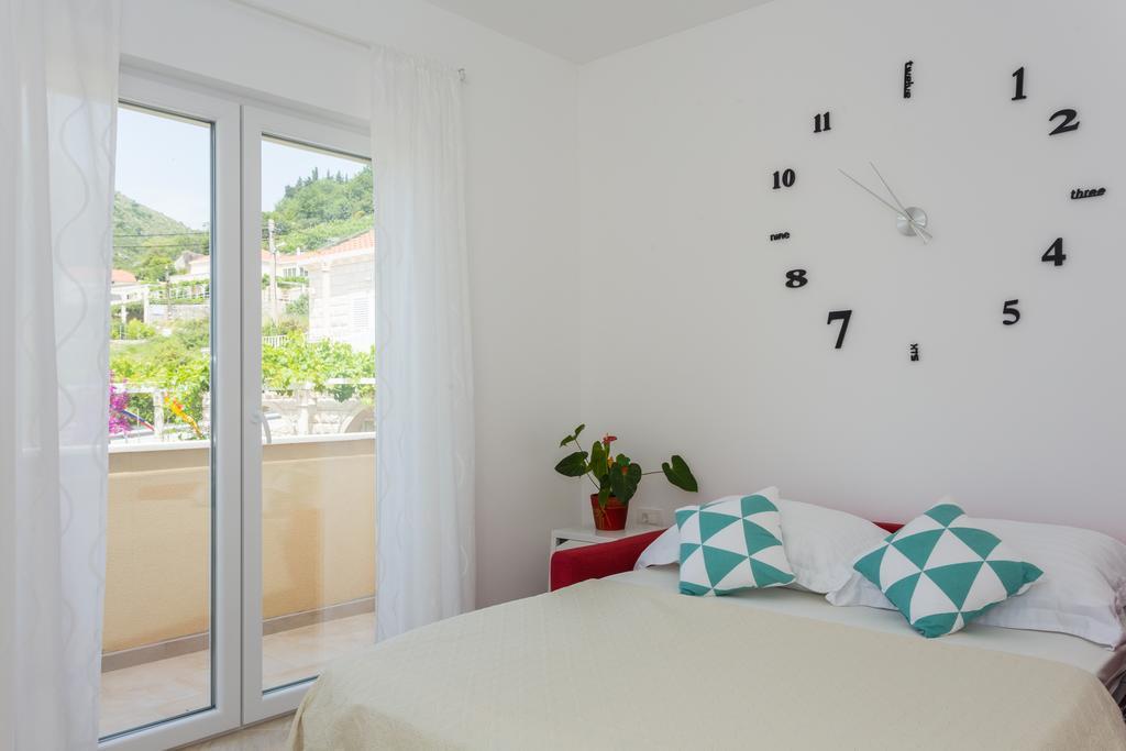 Apartment & Room Ladisic Orasac Exterior photo