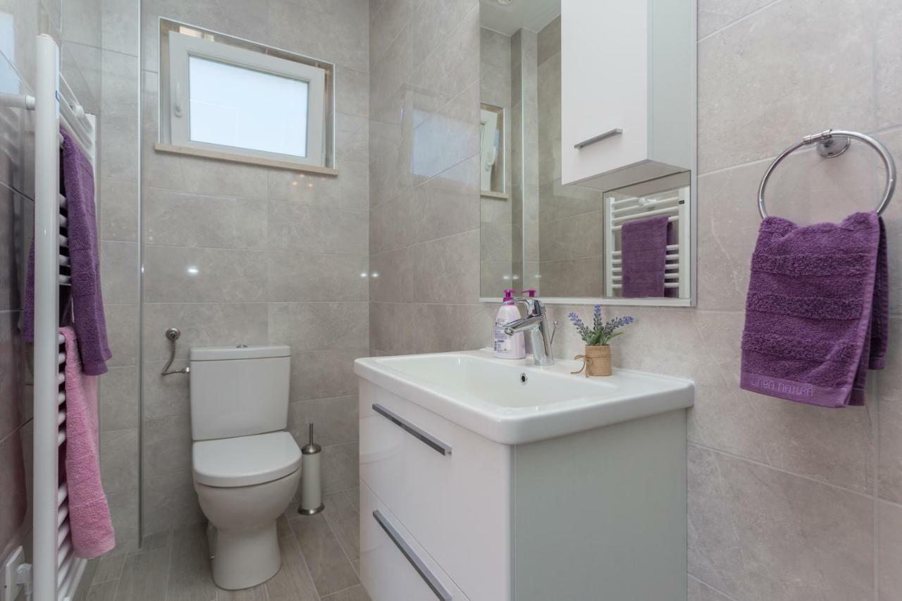 Apartment & Room Ladisic Orasac Exterior photo